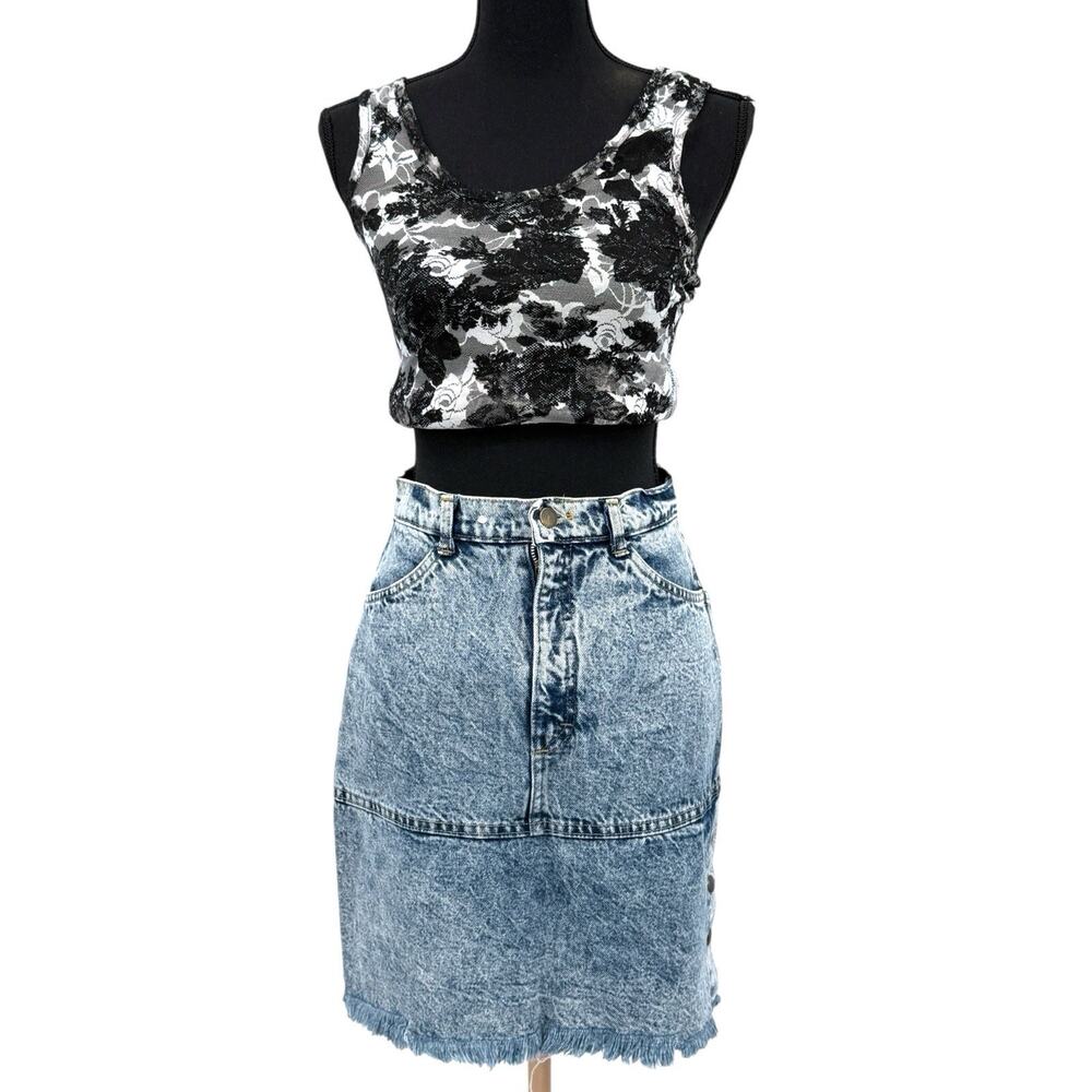 Vintage 1980’s Sierra West‎ Acid Wash Blue Jean Frayed Snaps Skirt Sz 9 Modern 4